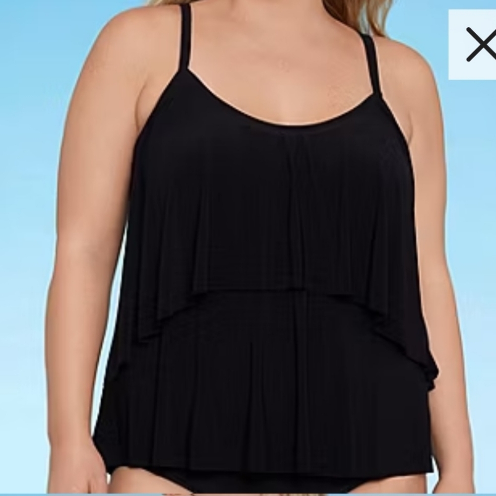Tiered tankini swim top